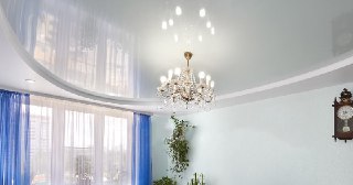 Глянцевый потолок Белорецк, цена от 4399 руб.